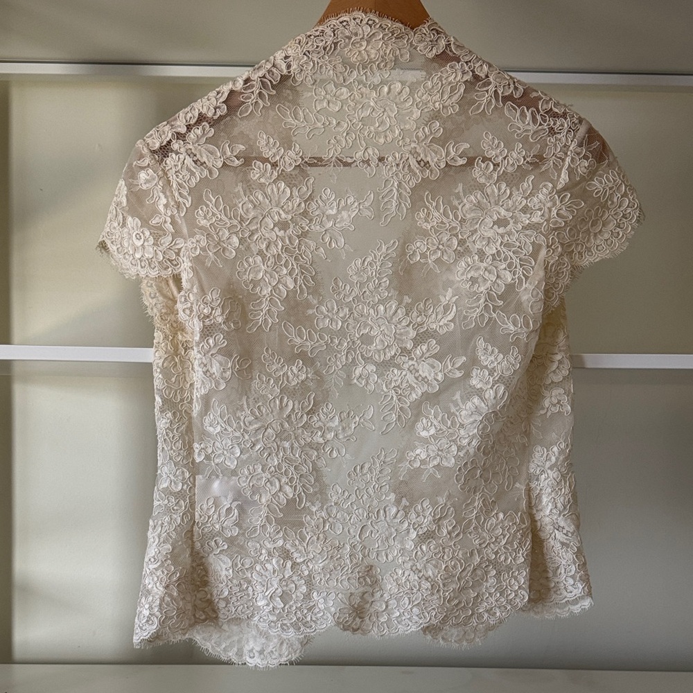 Marisa Bridal Elegant Cream Silk Lace Women’s Wedding Bolero - Picture 6 of 12